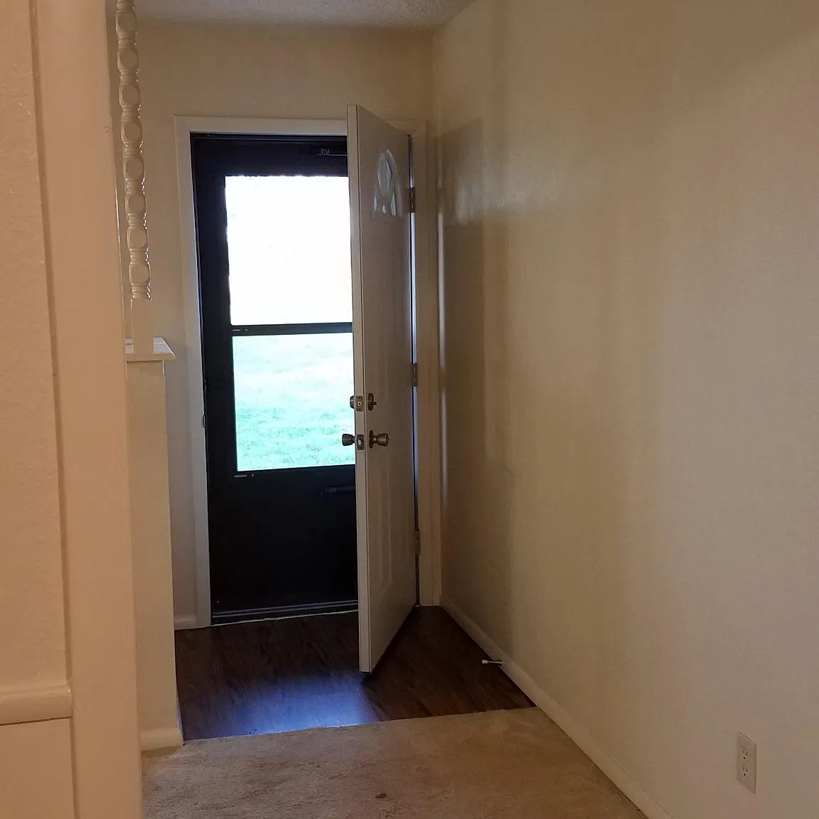 106279 S Highway 18 — Photo 3