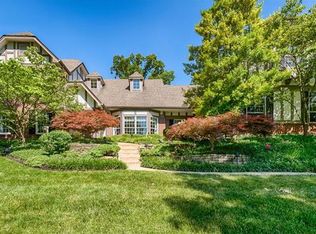 9189 Fox Bridge Dr, Saint Louis, MO 63127