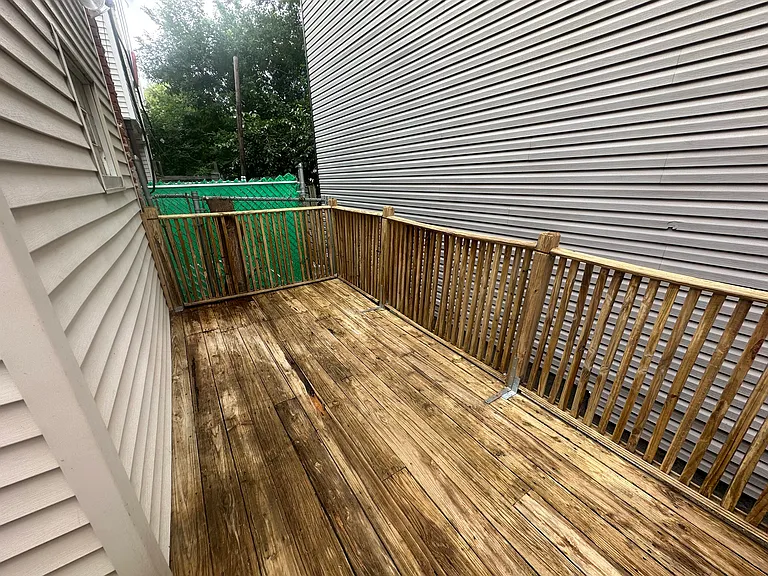 1809 N Willington St — Photo 11