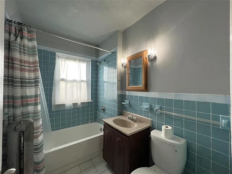274 Chelsea St #1 — Photo 9