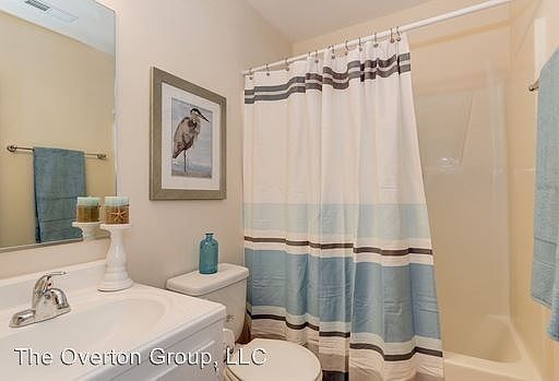 5th image of 3027 Adams Blvd APT 10