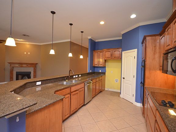 4th image of 3544 Angelita Dr