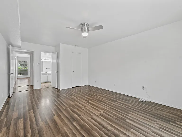 4002 Ridglea Country Club Dr #108 — Photo 15