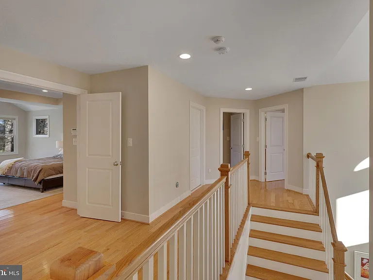 5922 Chesterbrook Rd — Photo 42