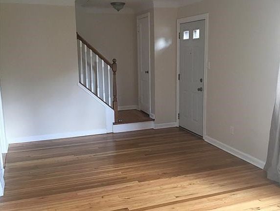 5th image of 4991 Oakland Dr