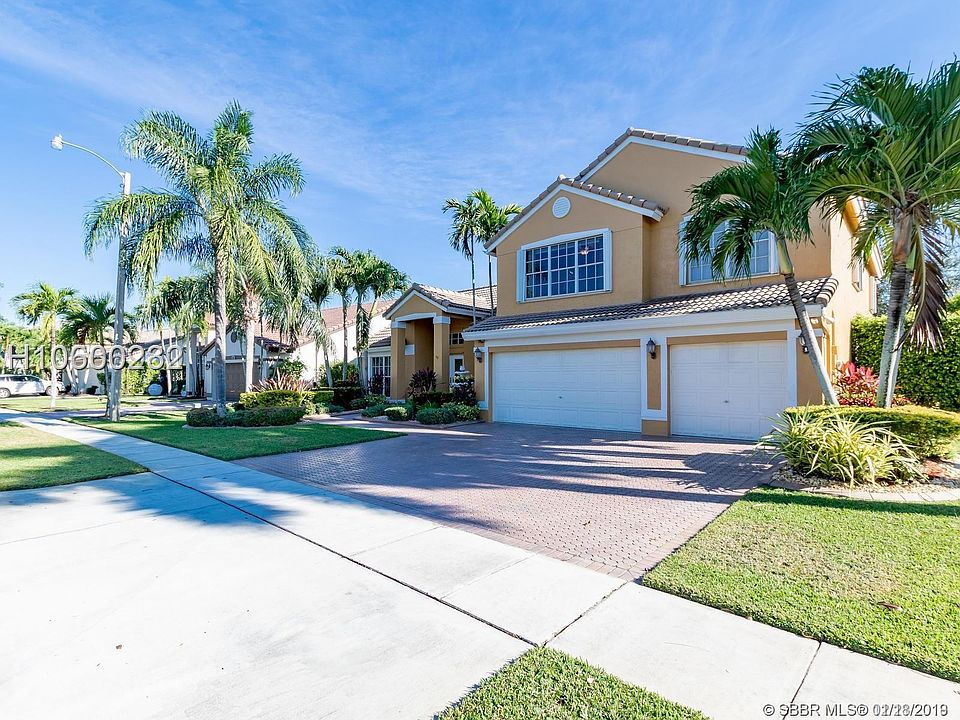 1st image of 1231 NW 193rd Ave