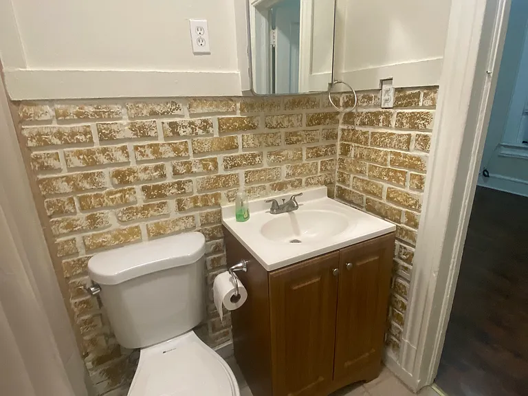 3213 S Parnell Ave #2R — Photo 10