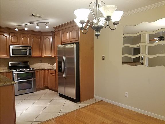 4th image of 19834 Black Cherry Bend Ct
