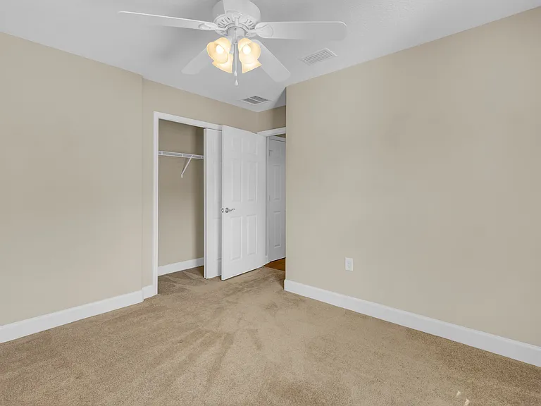 21 Cypress Bay Dr — Photo 17