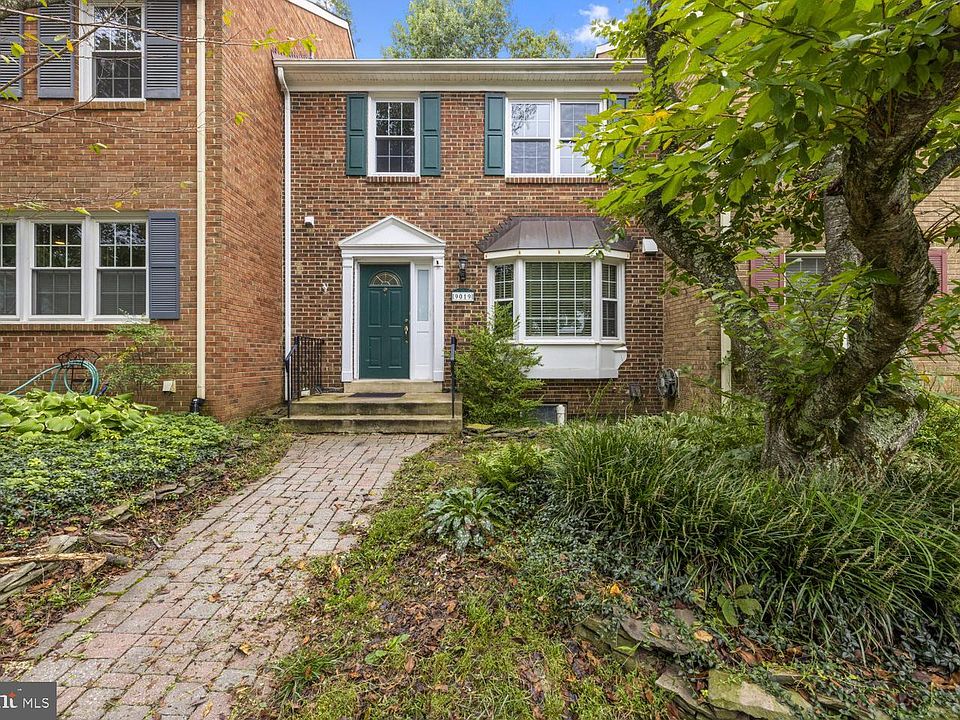 1st image of 9019 Golden Leaf Ct