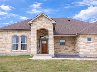 113 Ava Ridge Dr, La Vernia, TX 78121