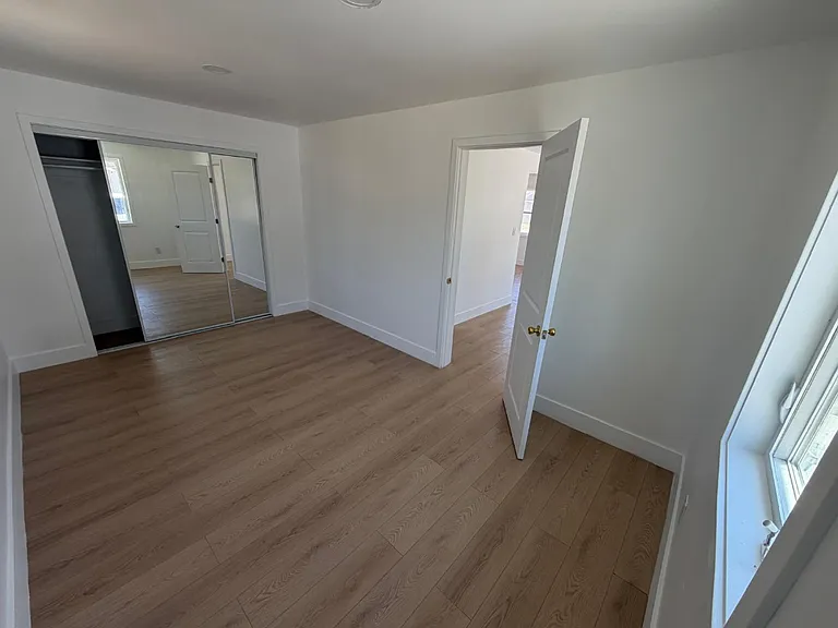 127 N Date Ave — Photo 6