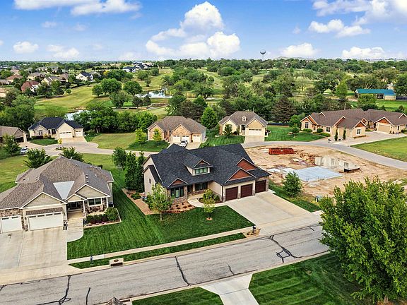3rd image of 1825 Overlook Dr