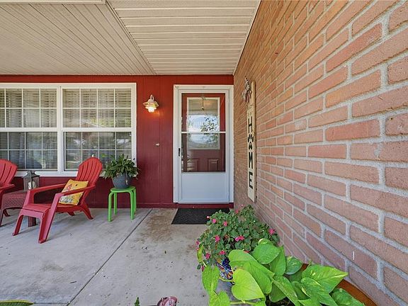 4th image of 3801 Upland Pl