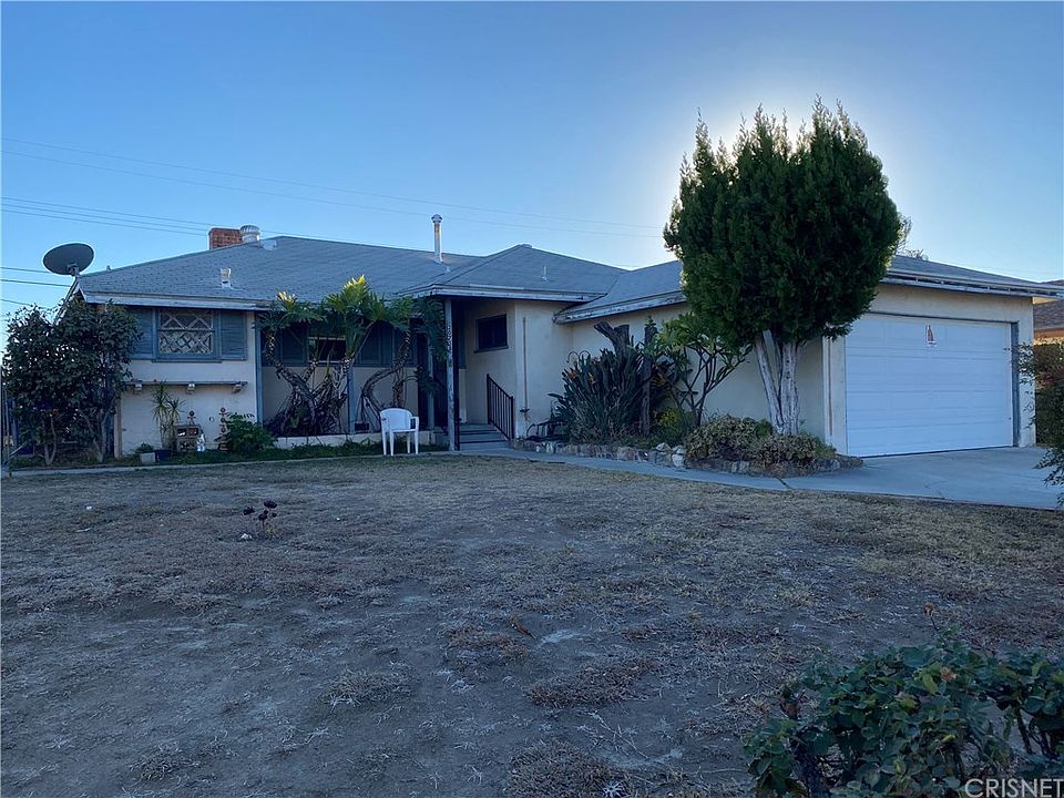 1st image of 20758 Bassett St