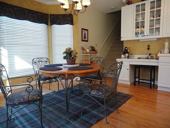 5th image of 19312 Trotters Ln