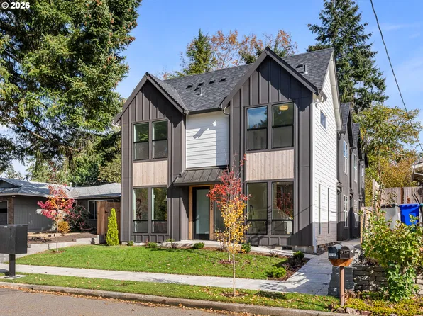 9704 SW 54th Ave, Portland, OR 97219