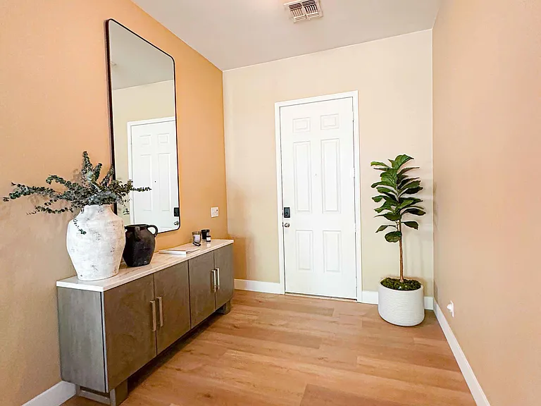 9864 W Echo Ln — Photo 8