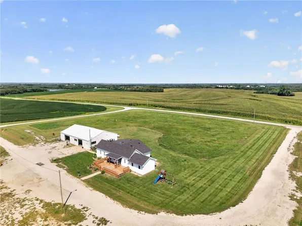 8275 NW Braley Rd, Plattsburg, MO 64477