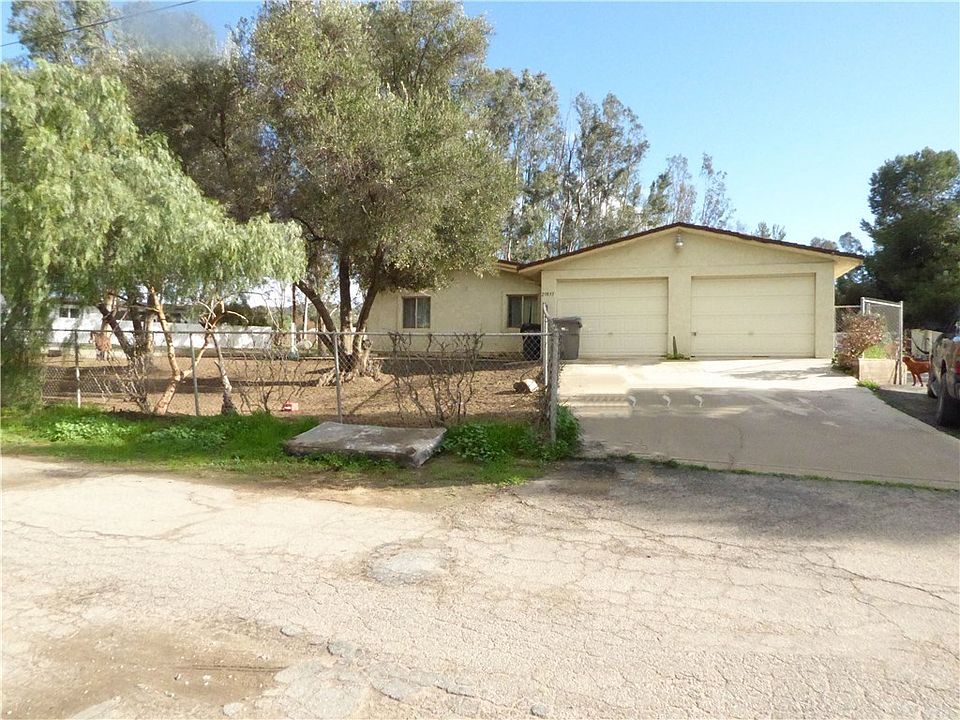 1st image of 29833 Electric Ave