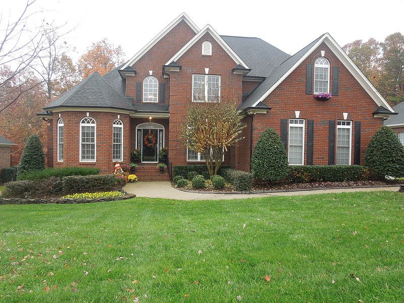 1st image of 3825 Erskine Woods Dr