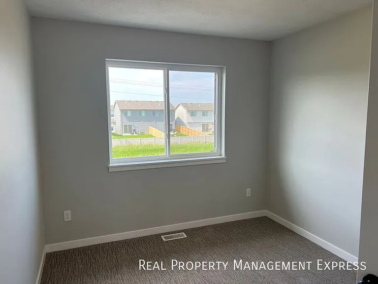 9666 W Tunis Dr — Photo 18