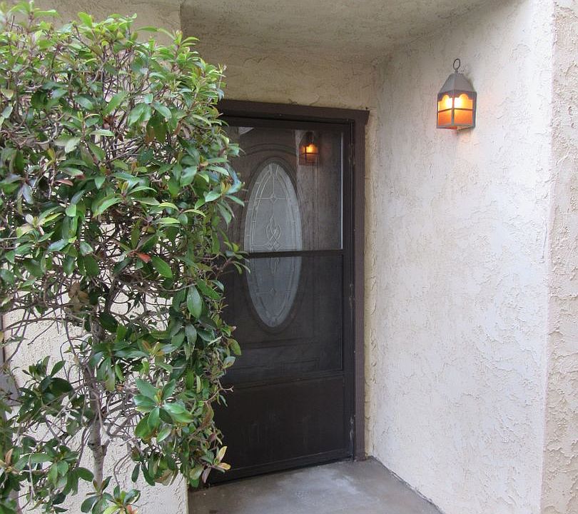 1st image of 1306 W Avenue J4