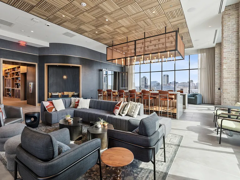 Broad + Noble — Photo 16