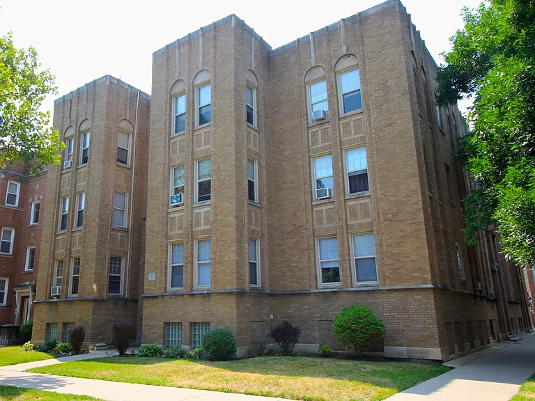 2337 W Rosemont Ave — Photo 5
