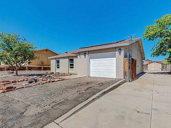 4th image of 1739 Pegasus Ave SE