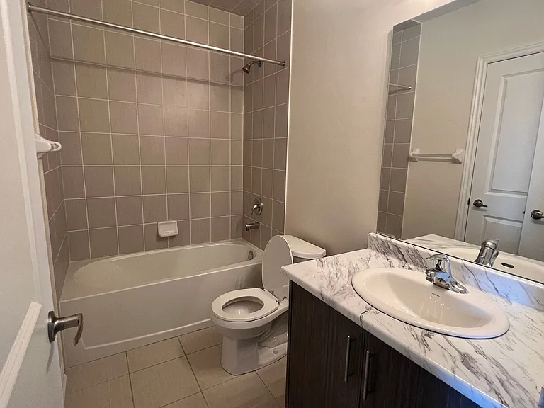 30 Halliford Pl E #208 — Photo 7
