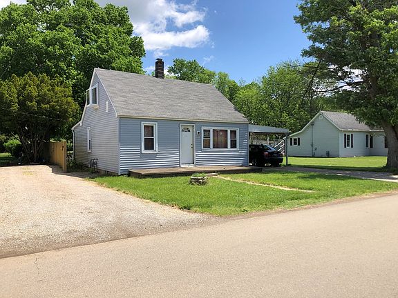 3rd image of 325 S Renick Ave