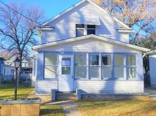 621 2nd St NE, Minot, ND 58703