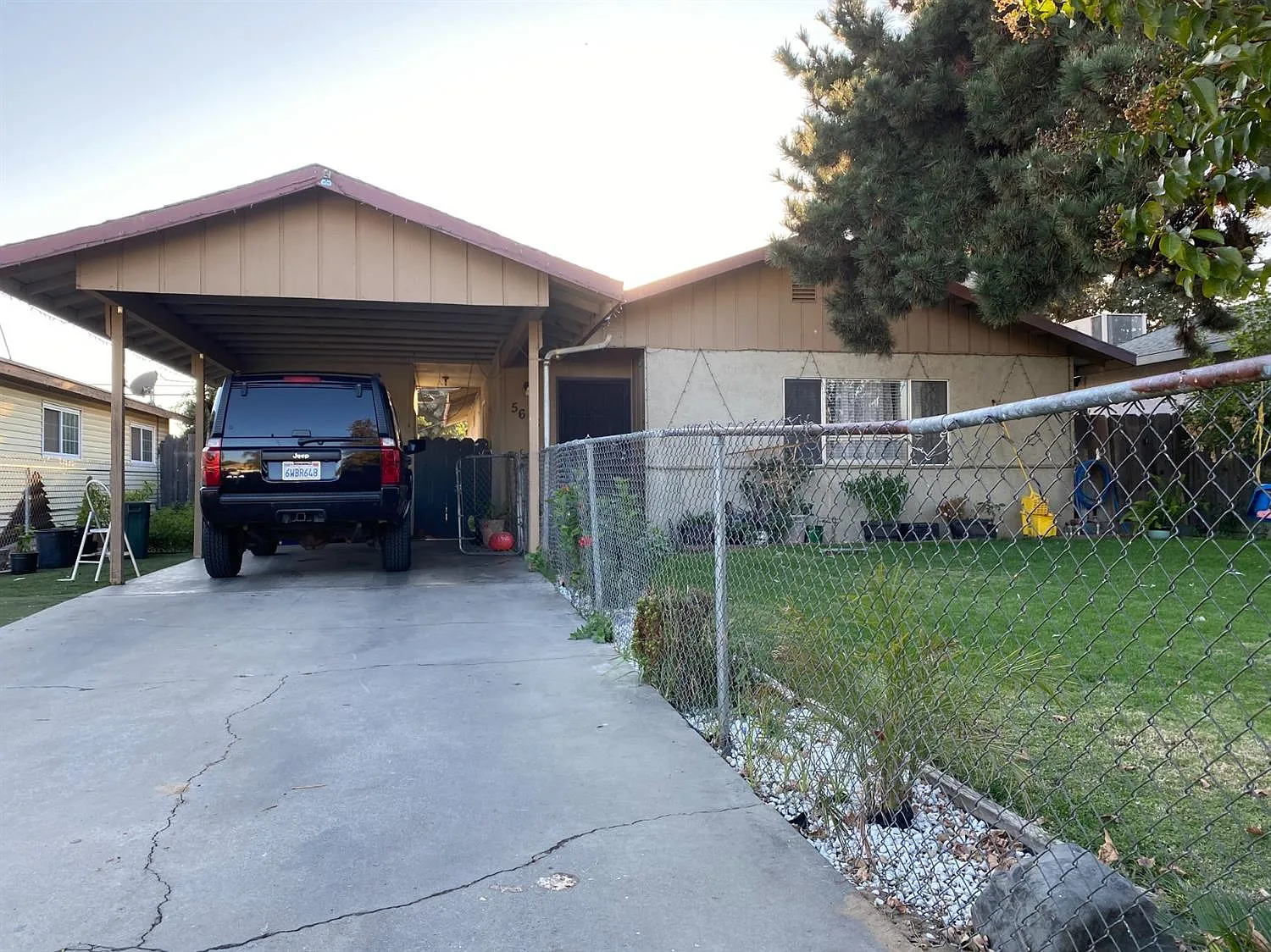 5613 10th St photo 1