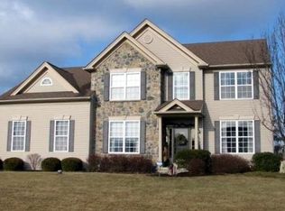 120 Eagle Dr, Kunkletown, PA 18058