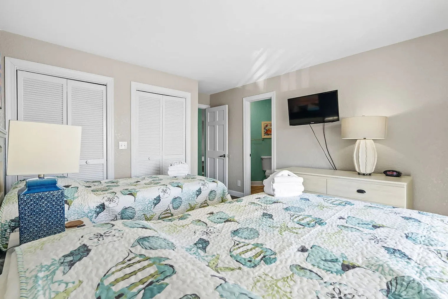 2 bed, 2.0 bath, 1044 sqft, $2,502 — Photo 4