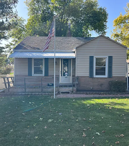 2708 Cornell St Photo 1