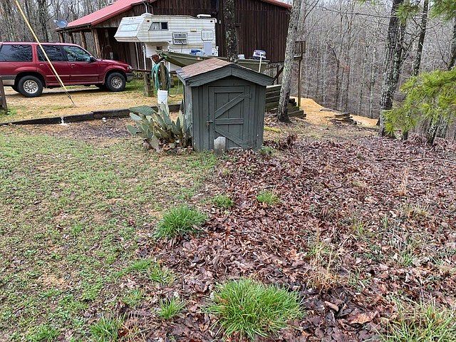 2nd image of 140 Dogwood Dr