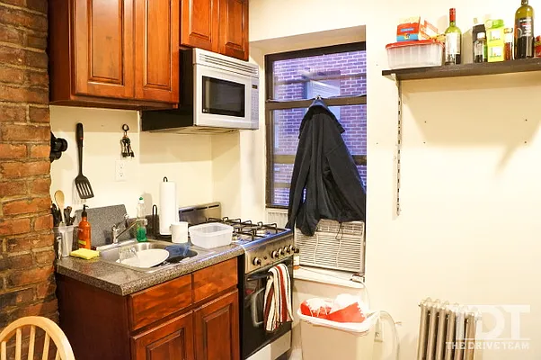 Rented by J Misrahi Realty Corp | media 28