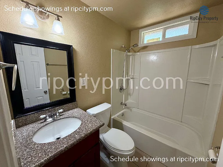 17500 E Burnside St — Photo 11
