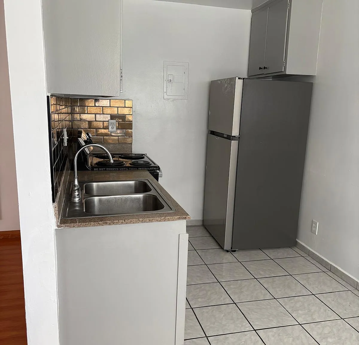 7657 Sepulveda Blvd — Photo 1