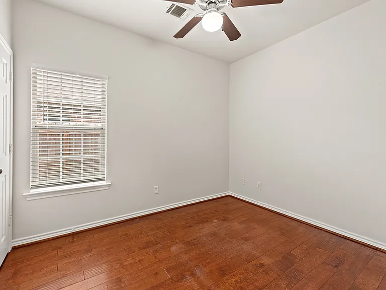 1207 Martinsville Ln — Photo 12