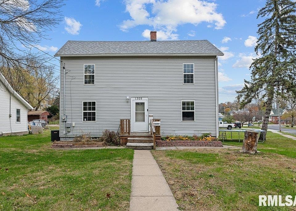 1st image of 1309 Christie St