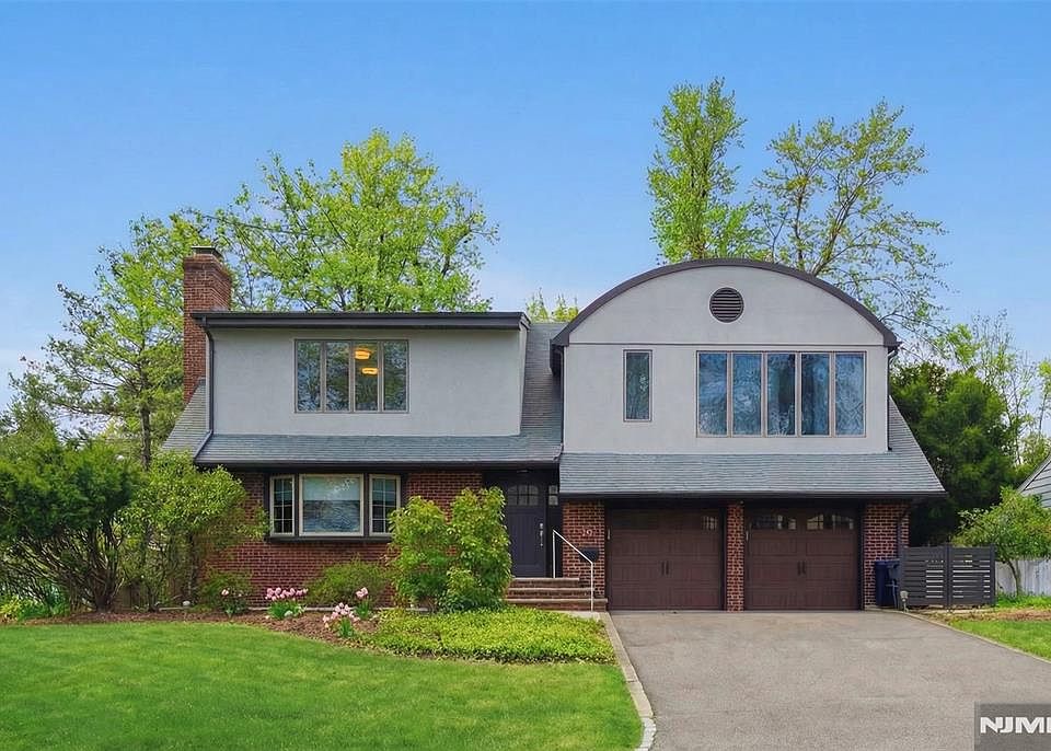 1st image of 53 Forest Rd