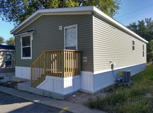 260 Bunting Ln, Madison, WI 53704