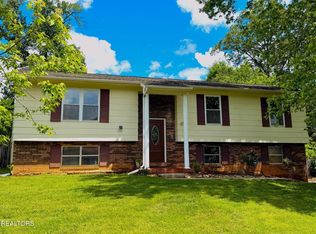 11043 Concord Woods Dr, Knoxville, TN 37934