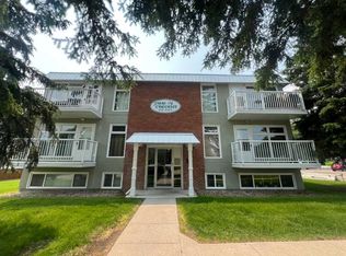 414 N 41st St #12, Edson, AB T7E1A2