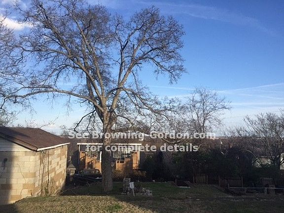 2nd image of 2106 Eastwood Ave #B