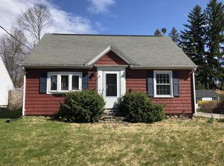 6 Benjamin Rd, Worcester, MA 01602