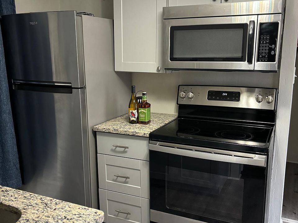 1st image of 4811 Gravel Pike #B